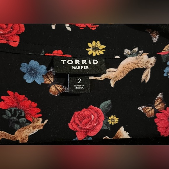 $10❤️Bundled Torrid Blouse - Picture 2 of 6